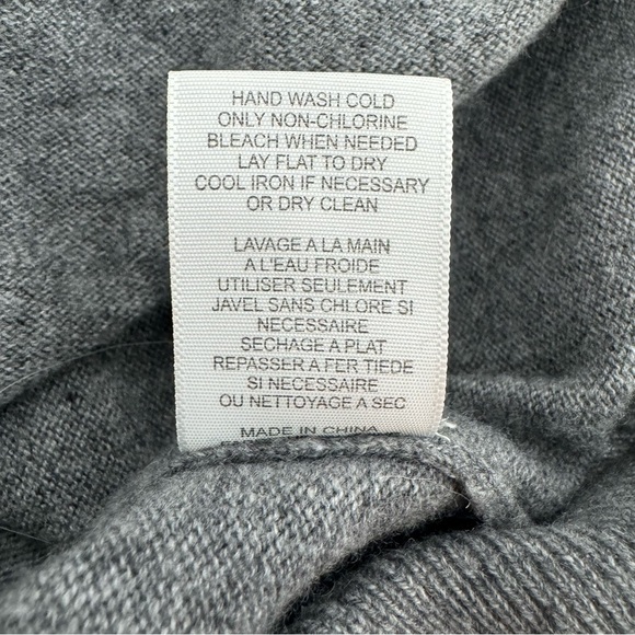 Equipment Femme Sweater Women’s M Gray Pullover Embellished Neck - Picture 9 of 13